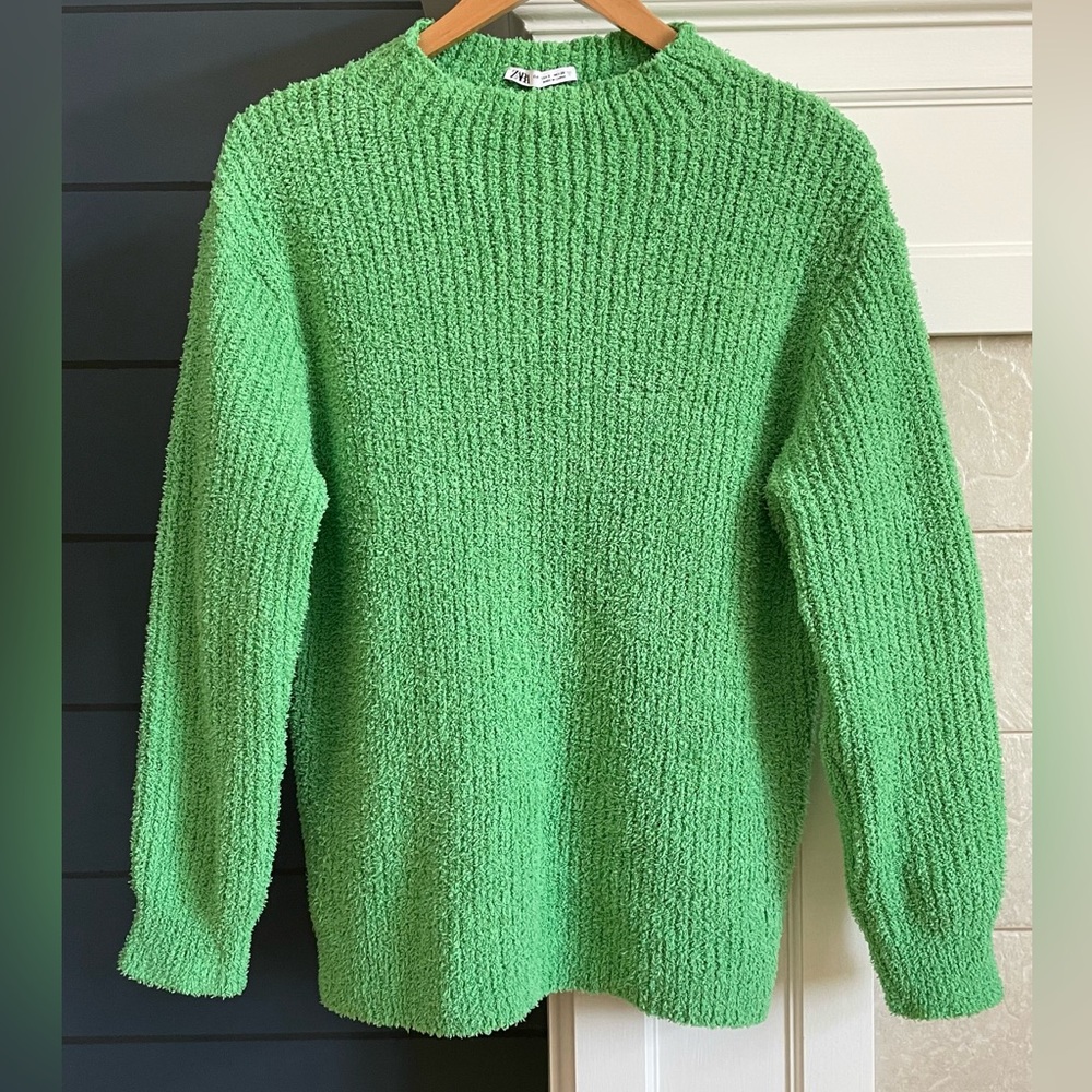 Zara Fuzzy Sweater Size S
